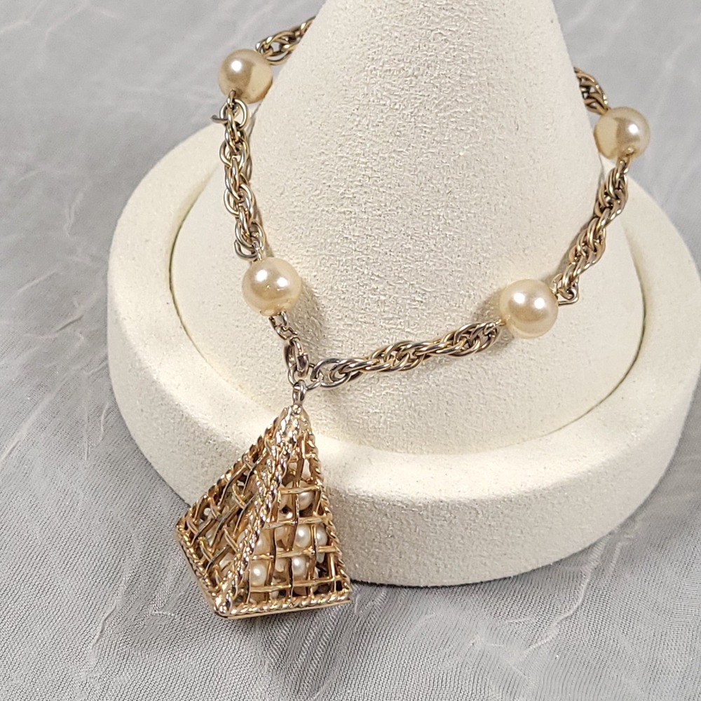 Hattie Carnegie Pyramid Charm Bracelet 7in Gold Faux Pearl Cage Vintage Jewelry